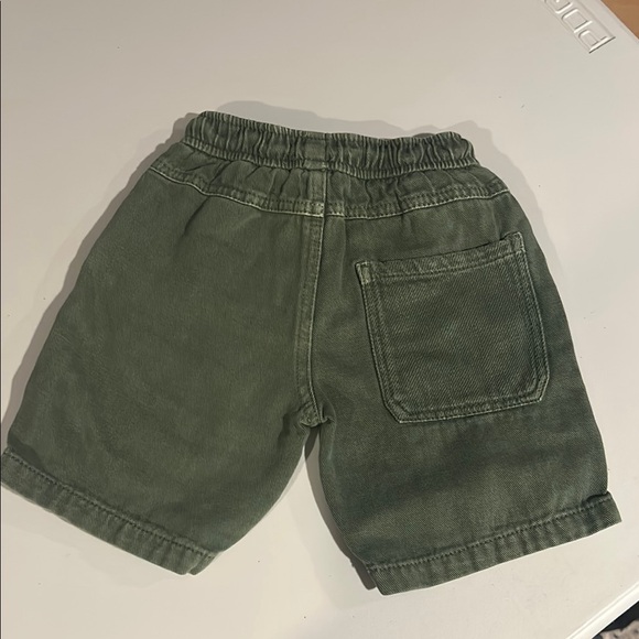 Zara Kids Olive Green Shorts - Picture 3 of 3